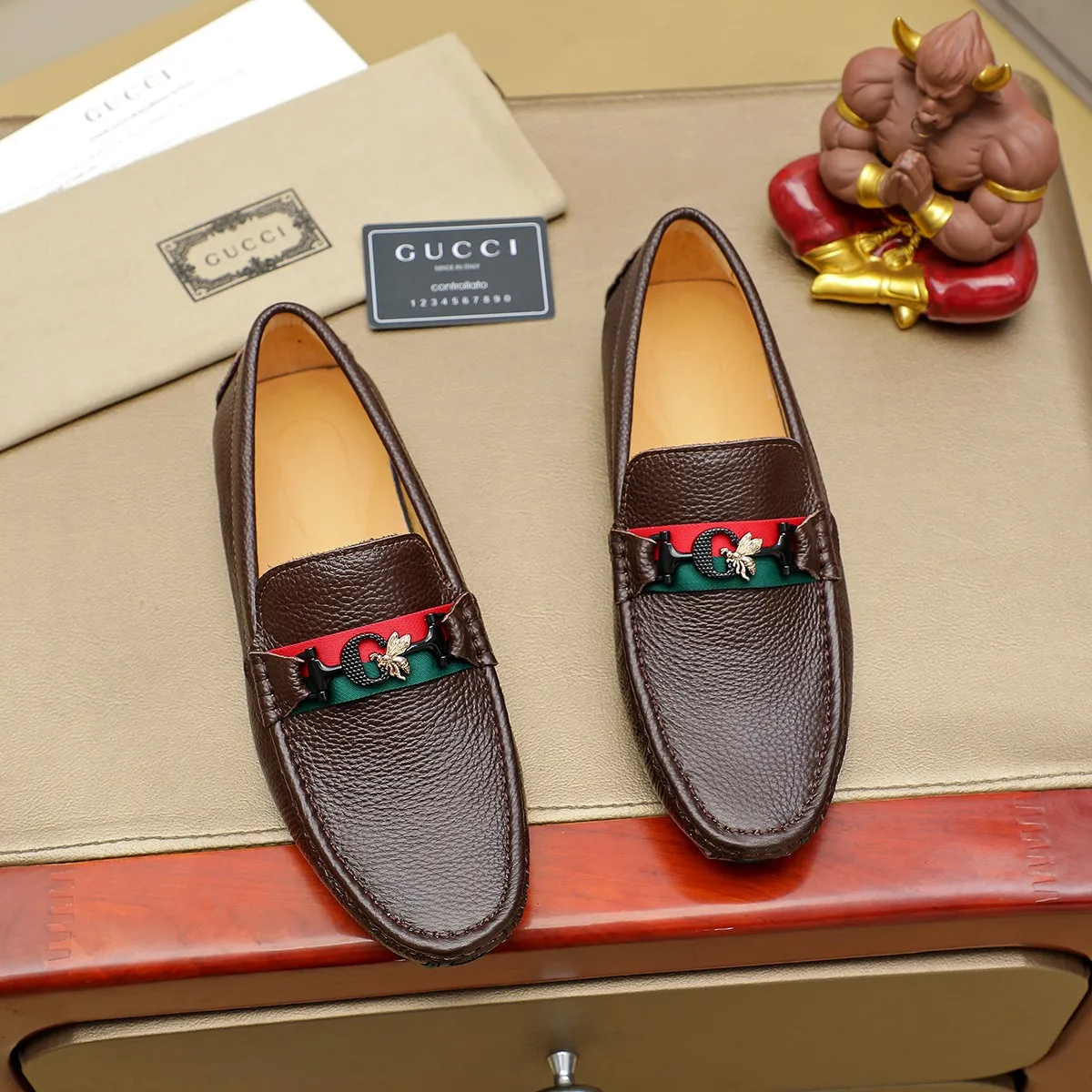 Men's shoes 💰360💰💰GUCCI Gucci official website synchronizes the latest model 🛃The upper is made of imported cowhide, 🐷leather lining, rubber outsole, 🎩🎩top-notch handcrafted workmanship with fine stitches and threads🔍definitely satisfy those perfectionist men who pursue high luxury quality 👏 Colors available! Code number 38-45 Large quantity in stock